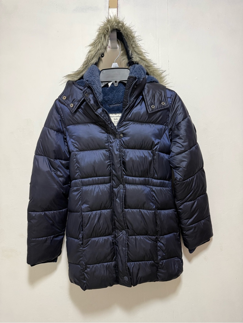 Abercrombie kids Winter Coat with Faux Fur Trim Hood Girl’s Sz 11/12 - Picture 9 of 16